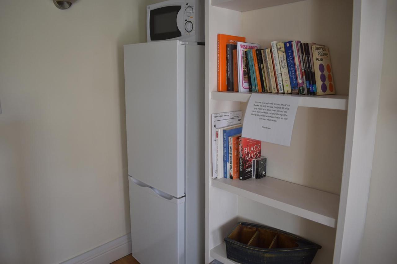 Froglets Apartment Tregoney Екстериор снимка