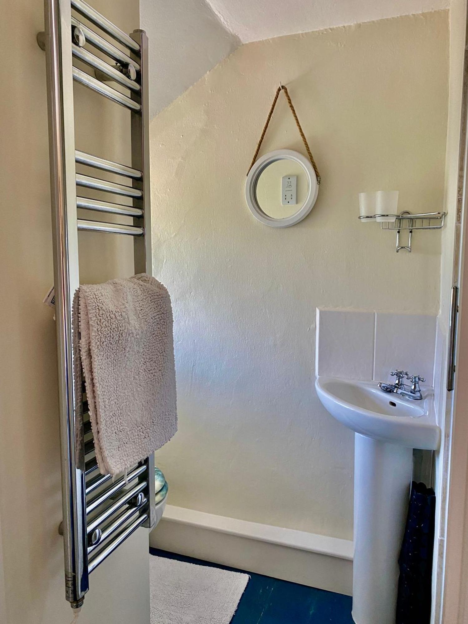 Froglets Apartment Tregoney Екстериор снимка